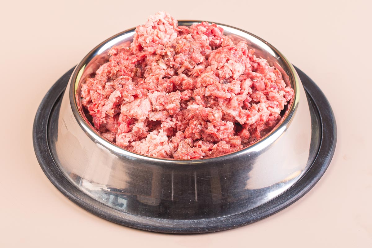 Фарш свиной кормовой для собак и кошек зам., 2 кг